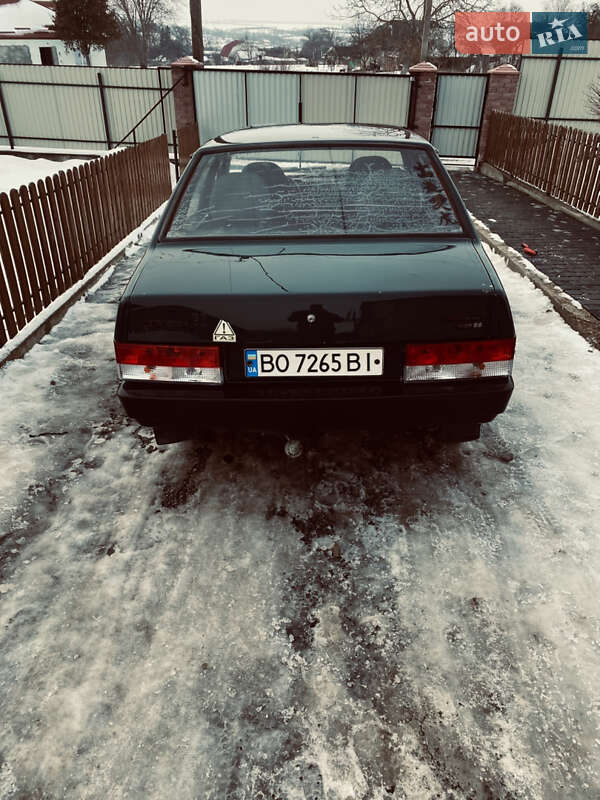 Седан ВАЗ / Lada 21099 2004 в Каменец-Подольском