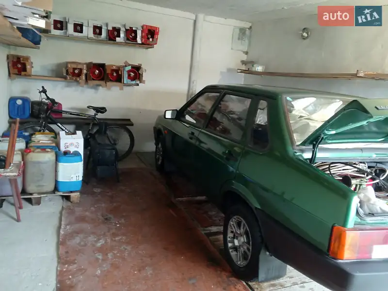 ВАЗ / Lada 21099