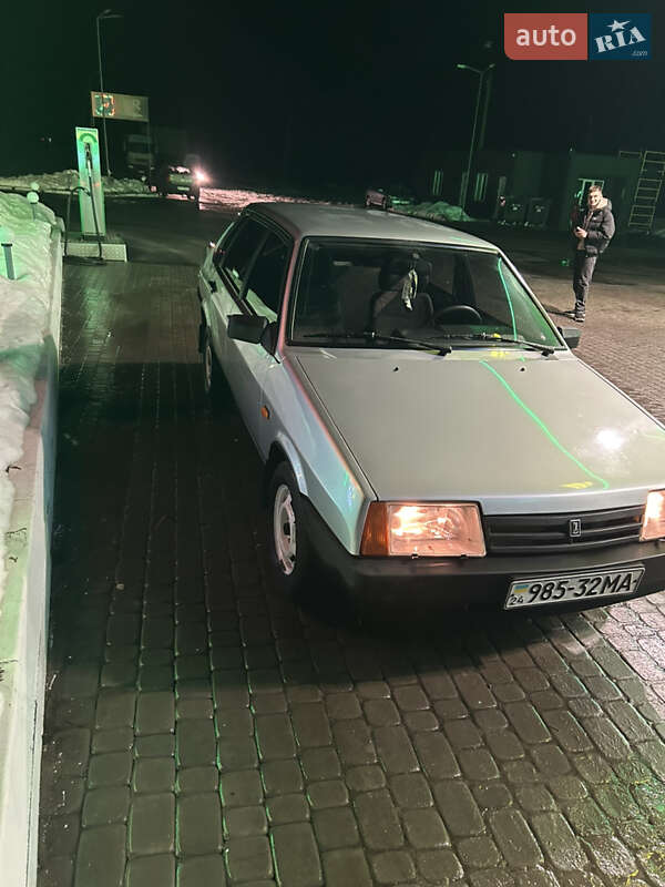 Седан ВАЗ / Lada 21099 2003 в Александровке