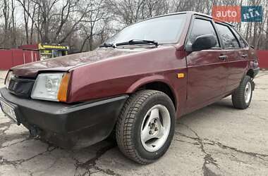 Седан ВАЗ 21099 1994 в Каменском