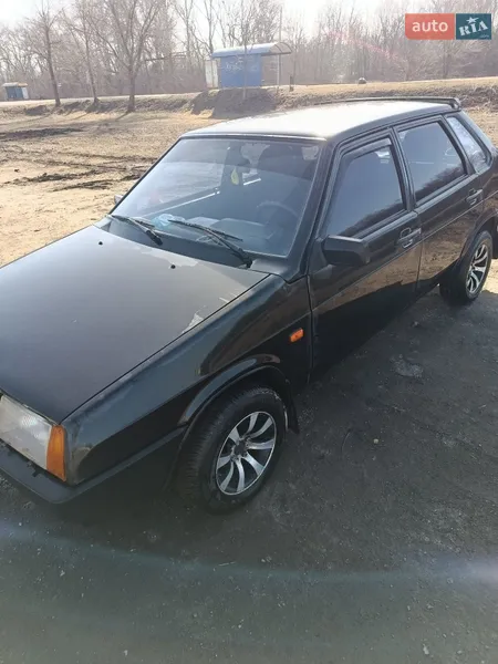 ВАЗ / Lada 21099