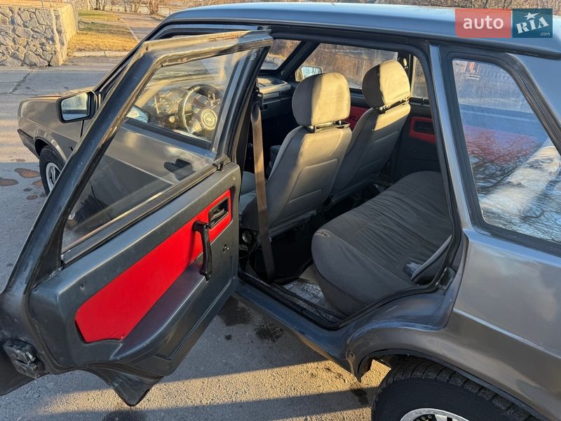 Седан ВАЗ / Lada 21099 1993 в Золотоноше