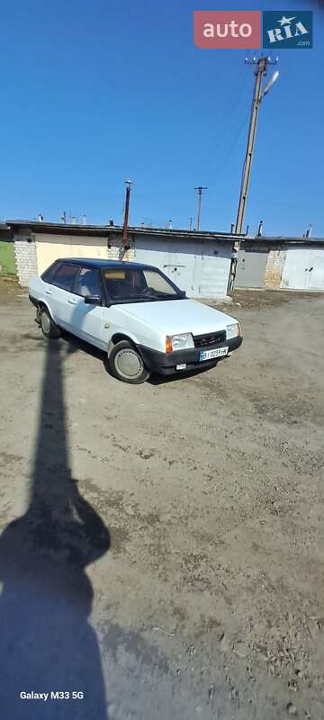 Седан ВАЗ / Lada 21099 1994 в Горишних Плавнях