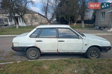 Седан ВАЗ 21099 1993 в Шептицькому