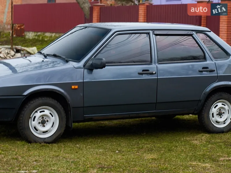 ВАЗ / Lada 21099