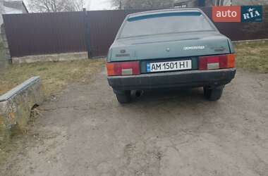 Седан ВАЗ 21099 2004 в Брусилове