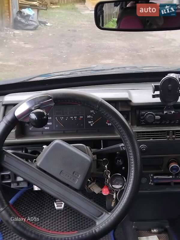 Седан ВАЗ / Lada 21099 1998 в Днепре