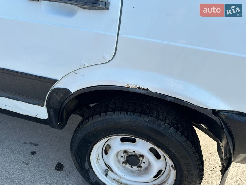 Седан ВАЗ / Lada 21099 1993 в Шостке