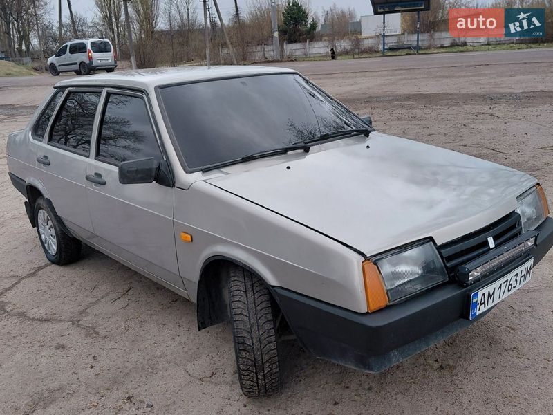 Седан ВАЗ / Lada 21099 2008 в Коростене фото 4 Седан ВАЗ / Lada 21099 2008 в Коростене