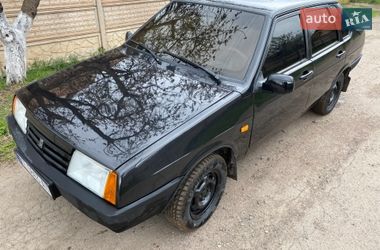 Седан ВАЗ 21099 2007 в Кривом Роге