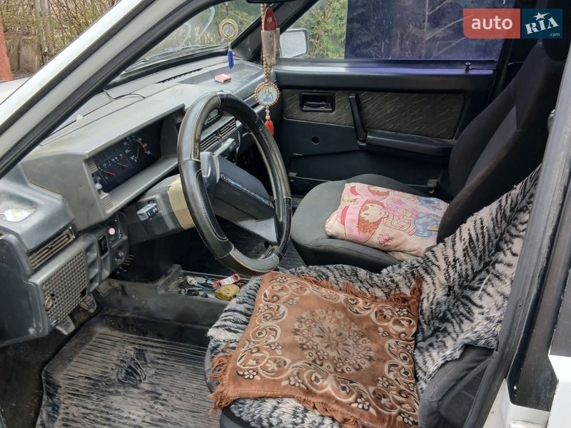 Седан ВАЗ / Lada 21099 2000 в Козове