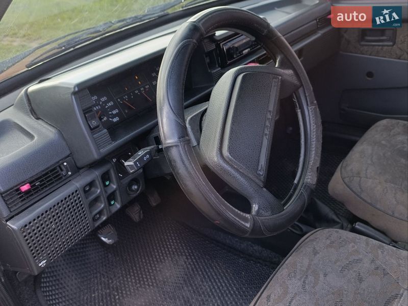 Седан ВАЗ / Lada 21099 2004 в Коростишеві