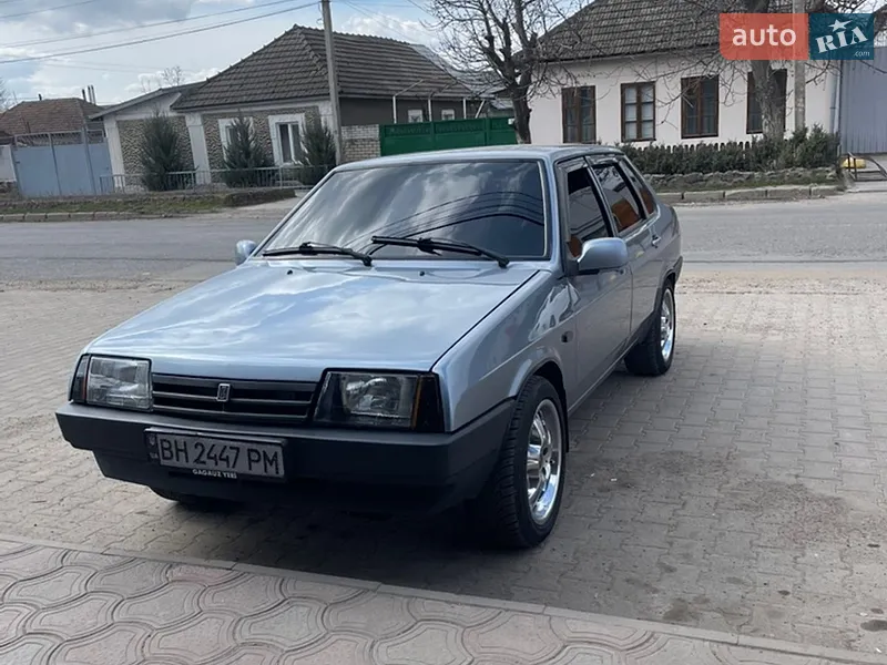 ВАЗ / Lada 21099