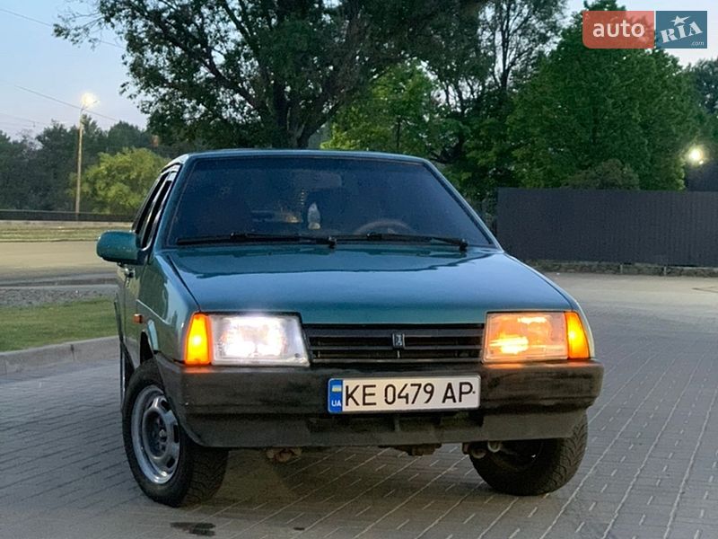 Седан ВАЗ / Lada 21099 2005 в Днепре