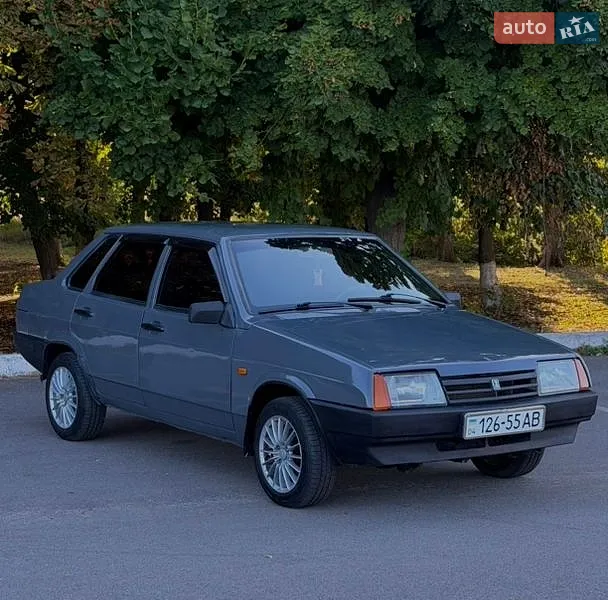 ВАЗ / Lada 21099