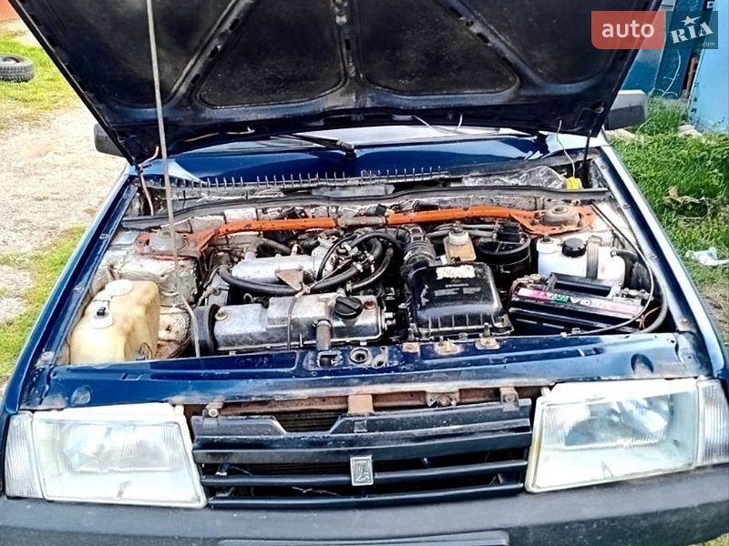 Седан ВАЗ / Lada 21099 2004 в Хороле