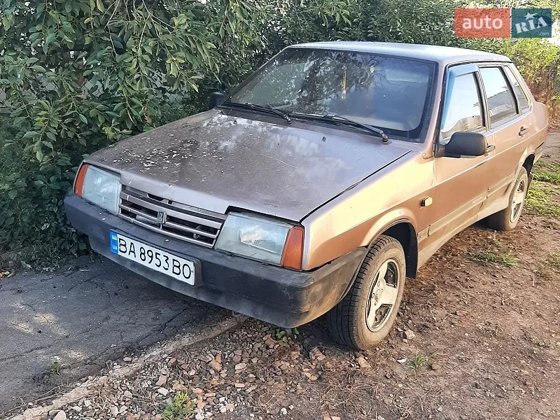 ВАЗ / Lada 21099