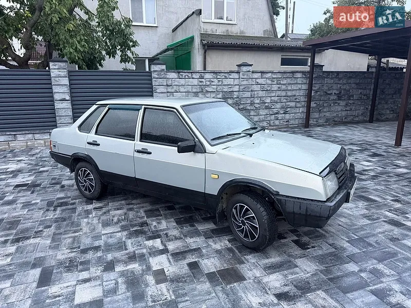 ВАЗ / Lada 21099