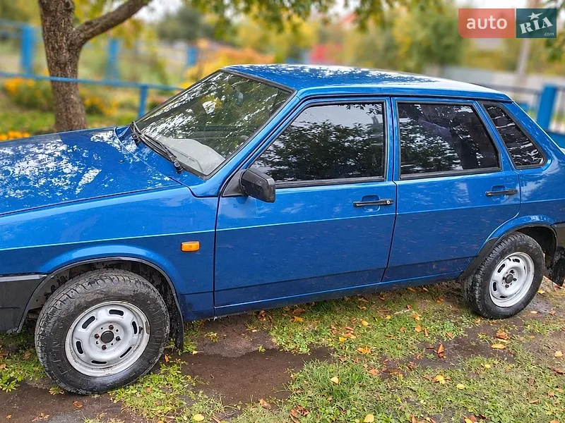 ВАЗ / Lada 21099
