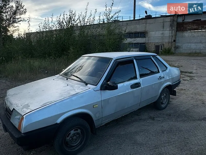 ВАЗ / Lada 21099