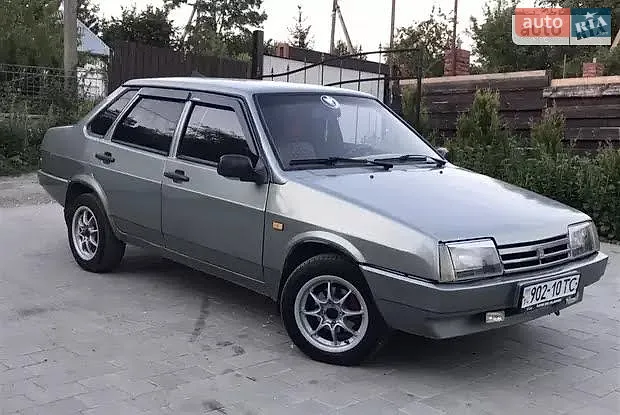 ВАЗ / Lada 21099 2001