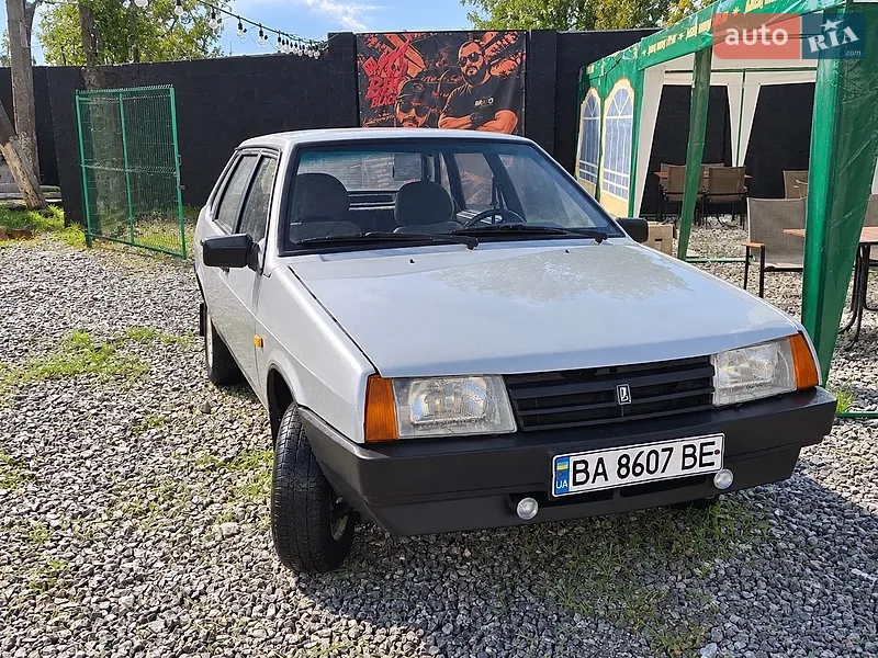 ВАЗ / Lada 21099