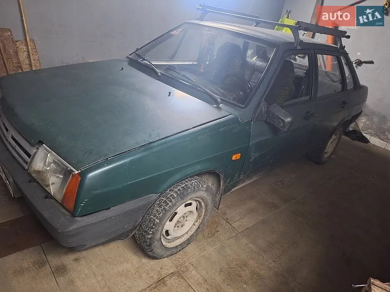 ВАЗ / Lada 21099