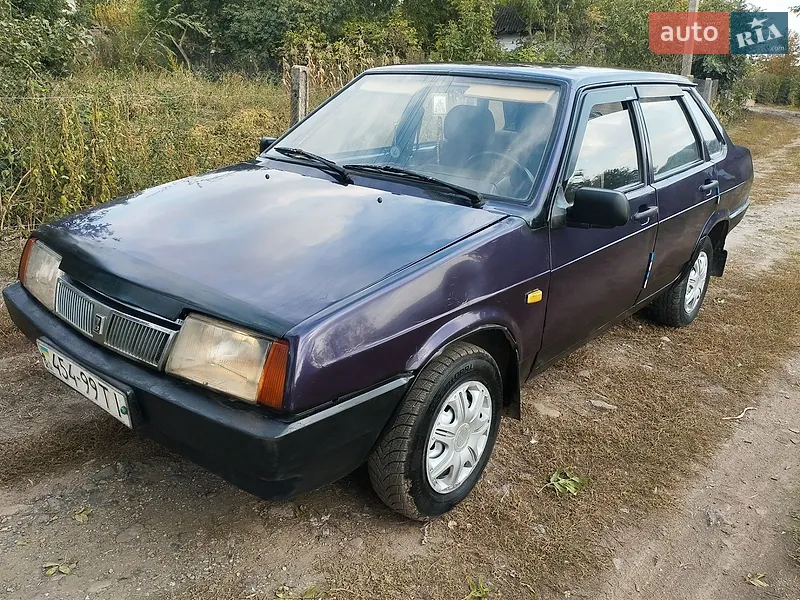 ВАЗ / Lada 21099