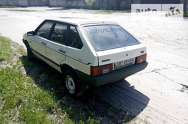 Хэтчбек ВАЗ / Lada 2109 1993 в Каменском