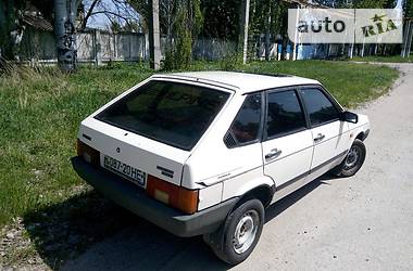 Хэтчбек ВАЗ / Lada 2109 1993 в Каменском