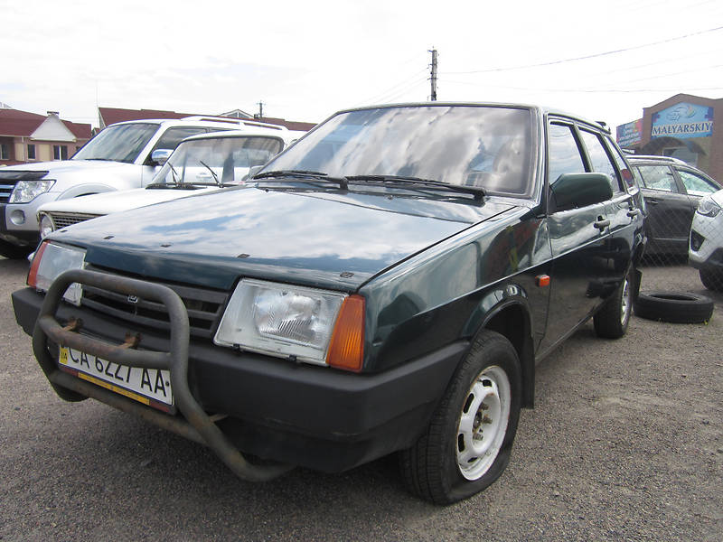 Хэтчбек ВАЗ / Lada 2109 2003 в Черкассах фото Хэтчбек ВАЗ / Lada 2109 2003 в Черкассах