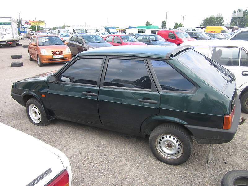Хэтчбек ВАЗ / Lada 2109 2003 в Черкассах фото 4 Хэтчбек ВАЗ / Lada 2109 2003 в Черкассах