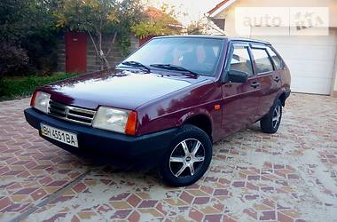 Хэтчбек ВАЗ / Lada 2109 1990 в Одессе