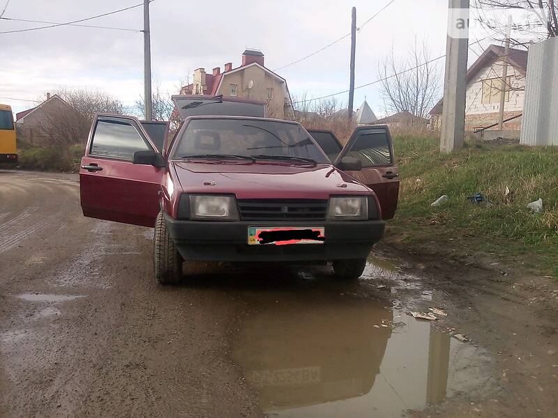 Хэтчбек ВАЗ / Lada 2109 2006 в Ивано-Франковске