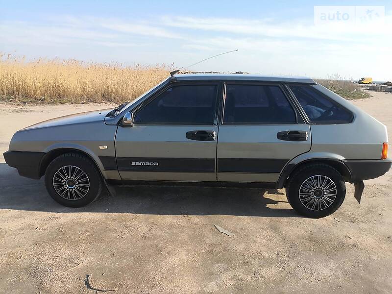 Хетчбек ВАЗ / Lada 2109 1996 в Бердянську фото 3 Хетчбек ВАЗ / Lada 2109 1996 в Бердянську