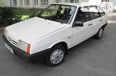 Хэтчбек ВАЗ / Lada 2109 1996 в Киеве
