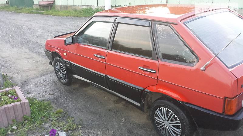 Хетчбек ВАЗ / Lada 2109 1990 в Івано-Франківську