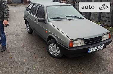 Хэтчбек ВАЗ / Lada 2109 2002 в Ивано-Франковске