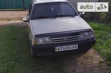 Хэтчбек ВАЗ / Lada 2109 2002 в Ивано-Франковске