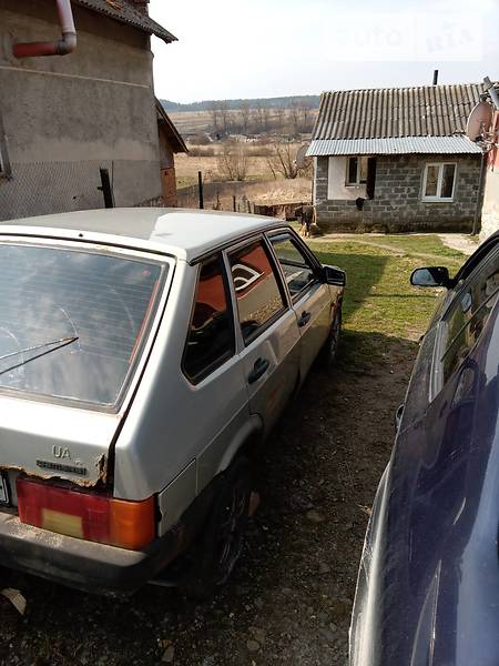 Хетчбек ВАЗ / Lada 2109 2005 в Львові