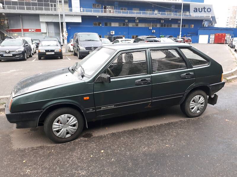 Хэтчбек ВАЗ / Lada 2109 1995 в Киеве