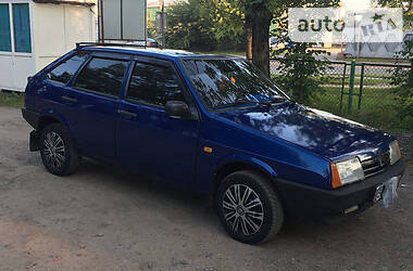 Хэтчбек ВАЗ / Lada 2109 2003 в Львове