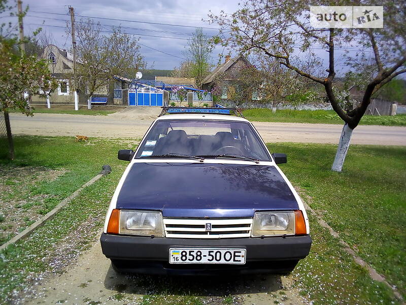 Хэтчбек ВАЗ / Lada 2109 1995 в Сарате