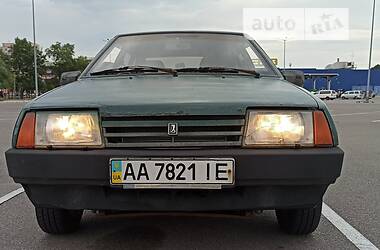 Хэтчбек ВАЗ / Lada 2109 2001 в Киеве