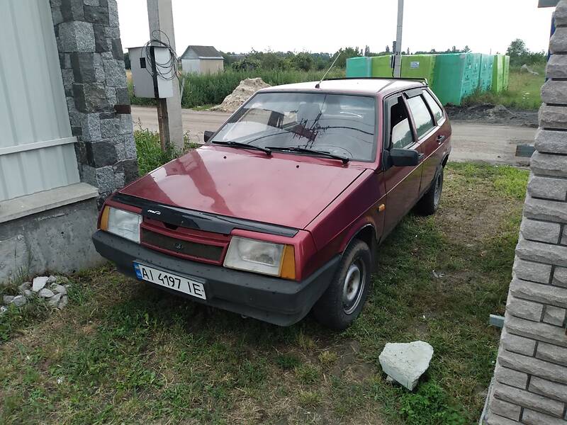 Хэтчбек ВАЗ / Lada 2109 1993 в Фастове