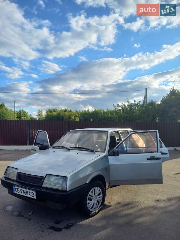 Хэтчбек ВАЗ / Lada 2109 2001 в Чернигове фото 9 Хэтчбек ВАЗ / Lada 2109 2001 в Чернигове