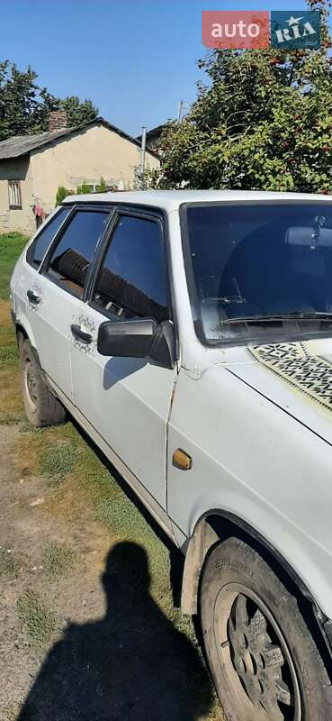 Хэтчбек ВАЗ / Lada 2109 1989 в Жовкве фото 15 Хэтчбек ВАЗ / Lada 2109 1989 в Жовкве