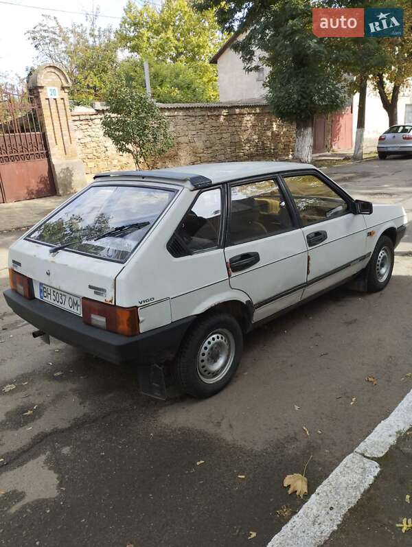 Хэтчбек ВАЗ / Lada 2109 1989 в Белгороде-Днестровском