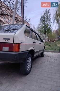 Хэтчбек ВАЗ / Lada 2109 1996 в Черновцах