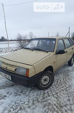 Хэтчбек ВАЗ / Lada 2109 1988 в Стрые